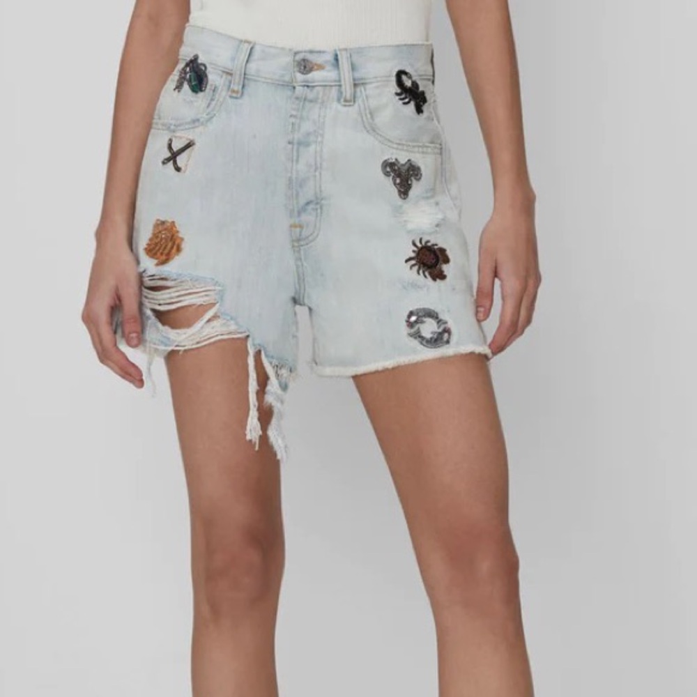 EASY RUBY SHORT WITH ZODIAC IN ROSEMARY - Picture 9 of 10